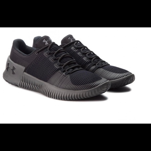 Under Armour Other - Under Armour men shoes size 9.5.Black. Perfect condition